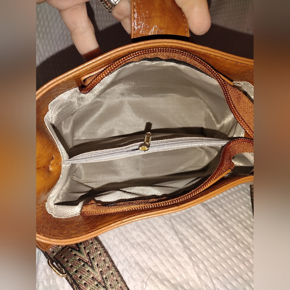 Brown  Crossbody Bag - Picture 9 of 9